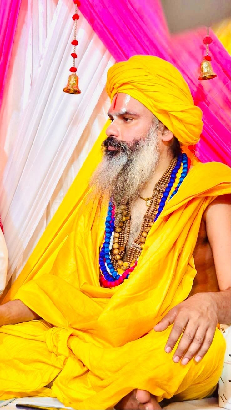 Pujya Swami Sudarshanacharya "Shashi" Ji Maharaj